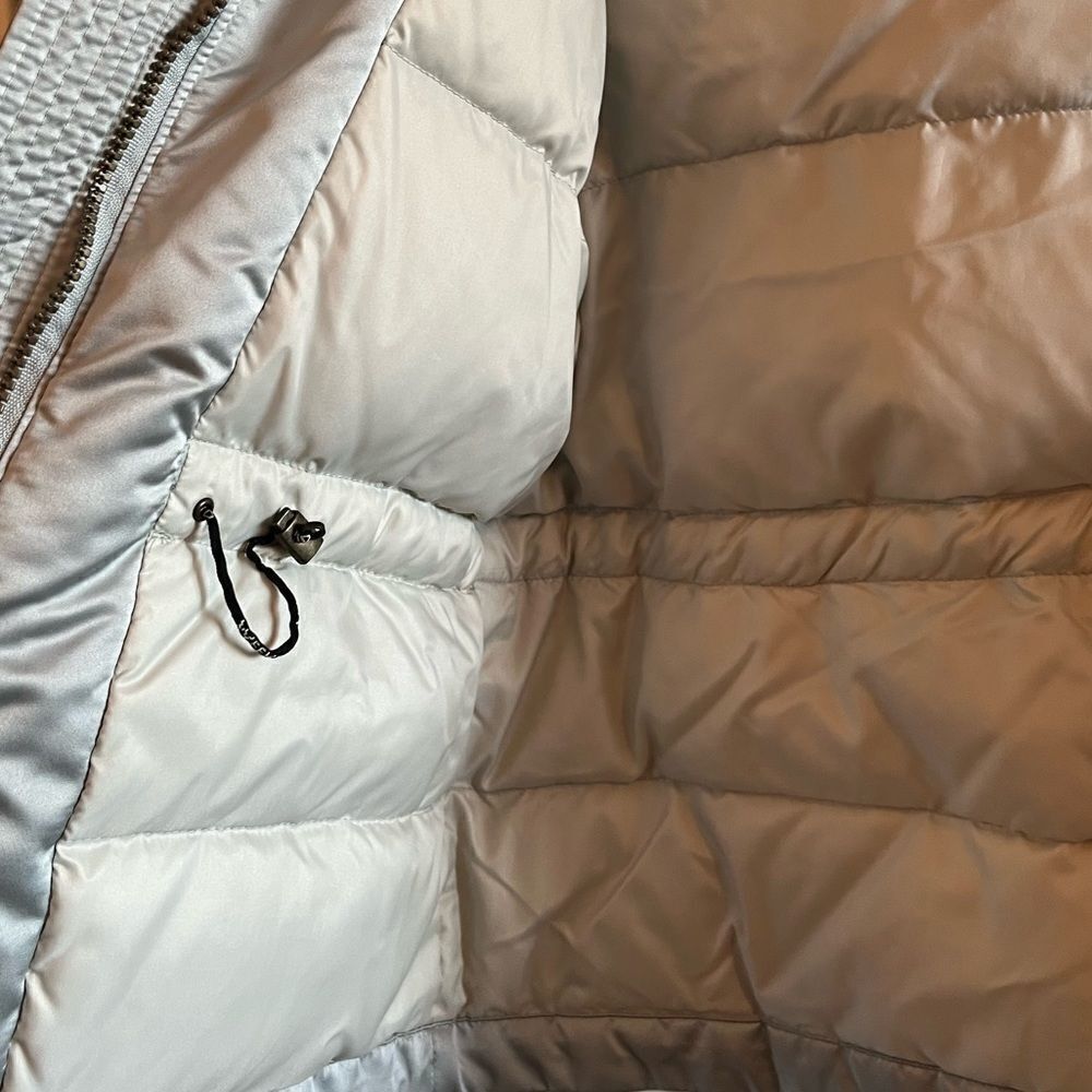 Max Mara Weekend silver winter jacket cinched waist rabbit fur hood. - Picture 7 of 12